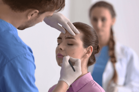 The Surgeon Behind the Scalpel — Qualities to Look for When Choosing Your Specialist in Dubai